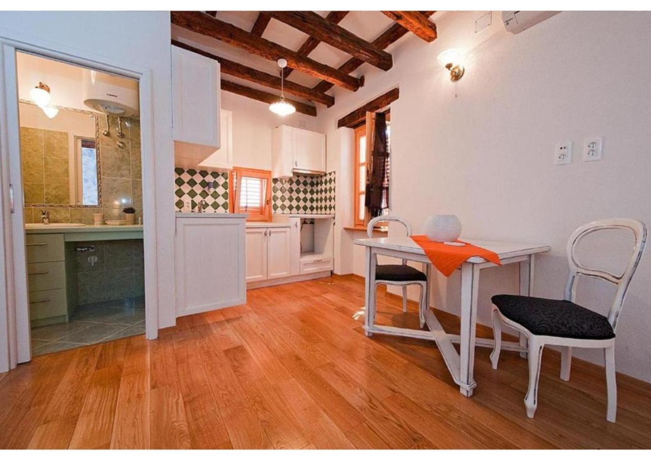 San Cristoforo Accommodations Rovinj - Garzotto Eksteriør bilde